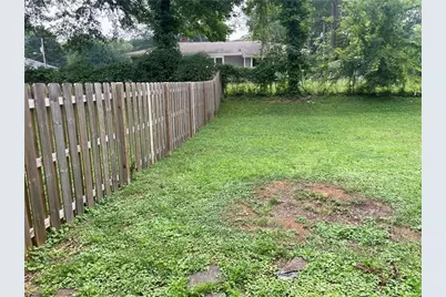 4260 S Lakeshore Drive #Right, Acworth, GA 30101 - Photo 11