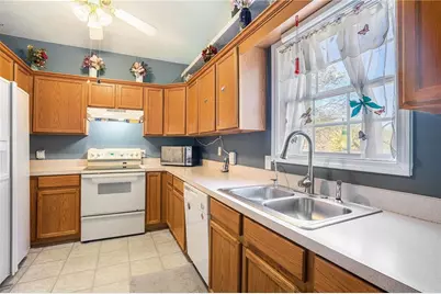 421 Arrowhatchee Drive, Winder, GA 30680 - Photo 5
