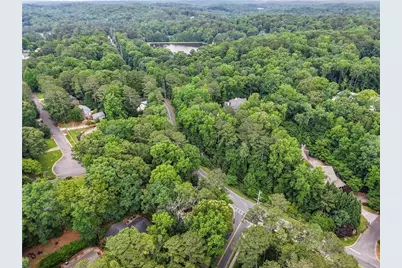 2872 McPherson Road NE, Roswell, GA 30075 - Photo 87