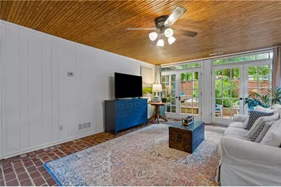 2872 McPherson Road NE, Roswell, GA 30075 - Photo 17