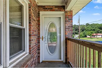 422 Bartson Street, Lavonia, GA 30553 - Photo 5