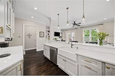 4151 Fischer Way, Atlanta, GA 30341 - Photo 15
