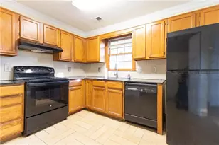 2301 Boone Pl, Snellville, GA 30078 - Photo 13