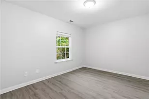 820 Magna Carta Dr NW, Atlanta, GA 30318 - Photo 21