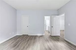 820 Magna Carta Dr NW, Atlanta, GA 30318 - Photo 17