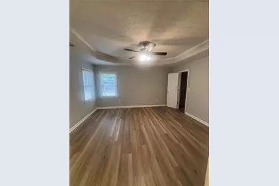 1135 Burning Bush Drive, Loganville, GA 30052 - Photo 5