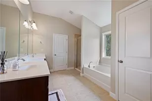 440 Cranbrooke Cir, Suwanee, GA 30024 - Photo 17