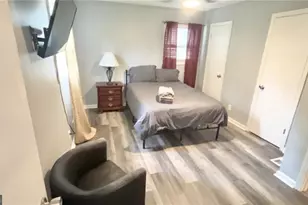 4380 Janice Dr, Atlanta, GA 30337 - Photo 11
