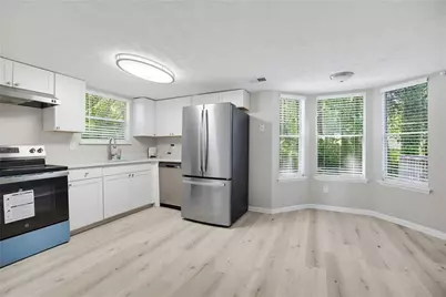 5570 Downs Way, Lithonia, GA 30058 - Photo 11