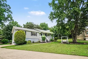 404 Hill Crest Ct, Woodstock, GA 30188 - Photo 3