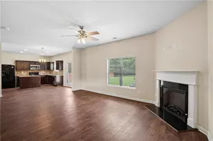 415 Sonja Ln, Loganville, GA 30052 - Photo 9