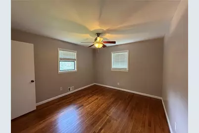 6271 Mountain Court SE, Mableton, GA 30126 - Photo 5
