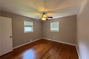 6271 Mountain Ct SE, Mableton, GA 30126 - Photo 5