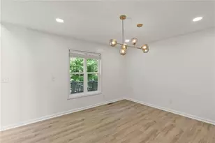1060 Deer Chase Ct, Stone Mountain, GA 30088 - Photo 17