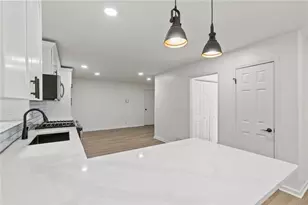 1060 Deer Chase Ct, Stone Mountain, GA 30088 - Photo 11