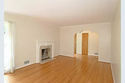 257 Chalmers Drive NW, Atlanta, GA 30318 - Photo 5