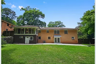 257 Chalmers Drive NW, Atlanta, GA 30318 - Photo 33