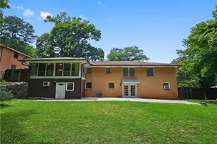 257 Chalmers Dr NW, Atlanta, GA 30318 - Photo 33