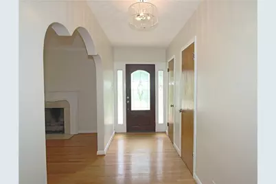 257 Chalmers Drive NW, Atlanta, GA 30318 - Photo 3