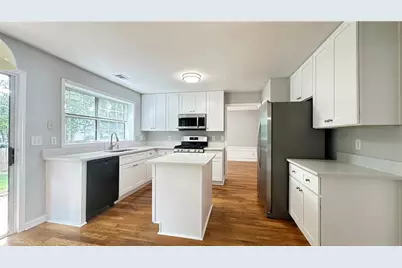 11900 Carriage Park Lane, Duluth, GA 30097 - Photo 5