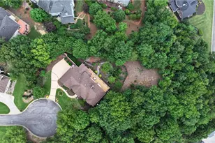 3657 Mariner Bluff Ct, Gainesville, GA 30506 - Photo 3