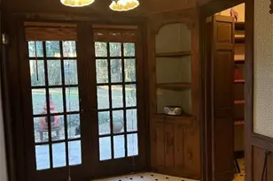 933 Viking Dr, Stone Mountain, GA 30083 - Photo 41