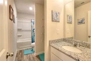 909 River Crossing, Jefferson, GA 30549 - Photo 21