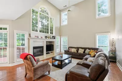 4736 Cedar Wood Drive SW, Lilburn, GA 30047 - Photo 19