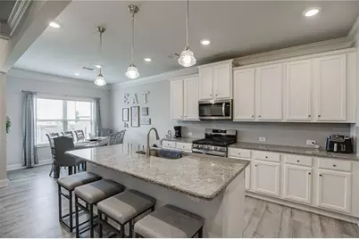 6937 Lancaster Crossing, Flowery Branch, GA 30542 - Photo 9