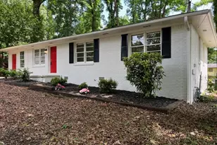 2461 Lakewood Dr NW, Kennesaw, GA 30152 - Photo 5