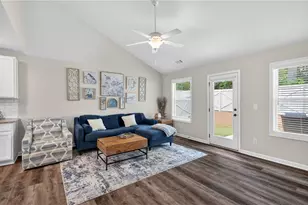 366 Fox Crk Dr, Braselton, GA 30517 - Photo 3