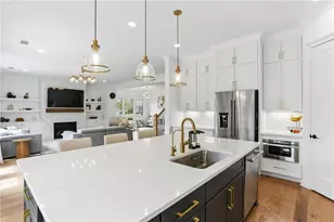 1905 Bunyan Ln, Dunwoody, GA 30338 - Photo 9