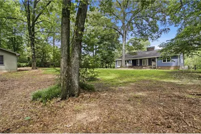 41 Lorraine Valley, Winder, GA 30680 - Photo 33