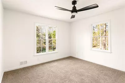 1966 S Hidden Hills Parkway, Stone Mountain, GA 30088 - Photo 29