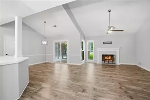 5985 Bridle Dr, Cumming, GA 30028 - Photo 5