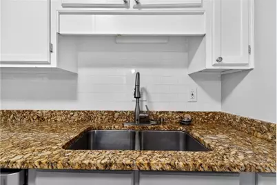 6520 Roswell Road #48, Atlanta, GA 30328 - Photo 11