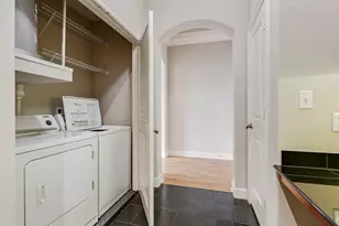3445 Stratford Rd NE, Atlanta, GA 30326 - Photo 17