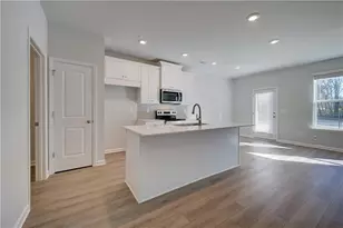 8098 Tiger Wy, Riverdale, GA 30296 - Photo 5