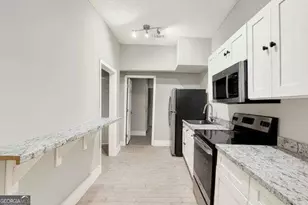 1015 W 36th Street W, Savannah, GA 31415 - Photo 13