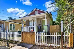 1015 W 36th Street W, Savannah, GA 31415 - Photo 1