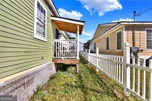 1015 W 36th Street W, Savannah, GA 31415 - Photo 5