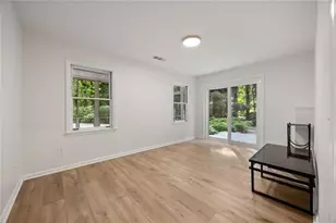 1260 Heards Ferry Rd, Sandy Springs, GA 30328 - Photo 57