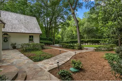 1260 Heards Ferry Road, Sandy Springs, GA 30328 - Photo 5
