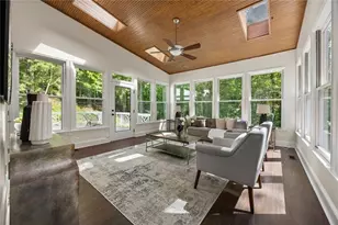 1260 Heards Ferry Rd, Sandy Springs, GA 30328 - Photo 17