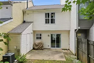 2911 Aspen Woods Entry, Atlanta, GA 30360 - Photo 23