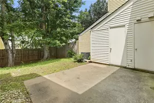2911 Aspen Woods Entry, Atlanta, GA 30360 - Photo 21