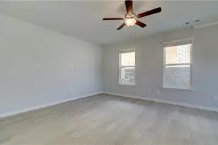 8110 Tiger Wy, Riverdale, GA 30296 - Photo 11