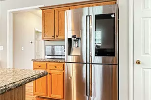 705 Redrift Ct, Alpharetta, GA 30005 - Photo 7