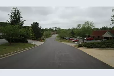 5330 Lake Pointe Center Drive, Cumming, GA 30041 - Photo 11