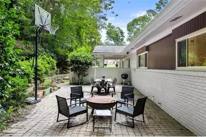 3700 Cloudland Drive NW, Atlanta, GA 30327 - Photo 33